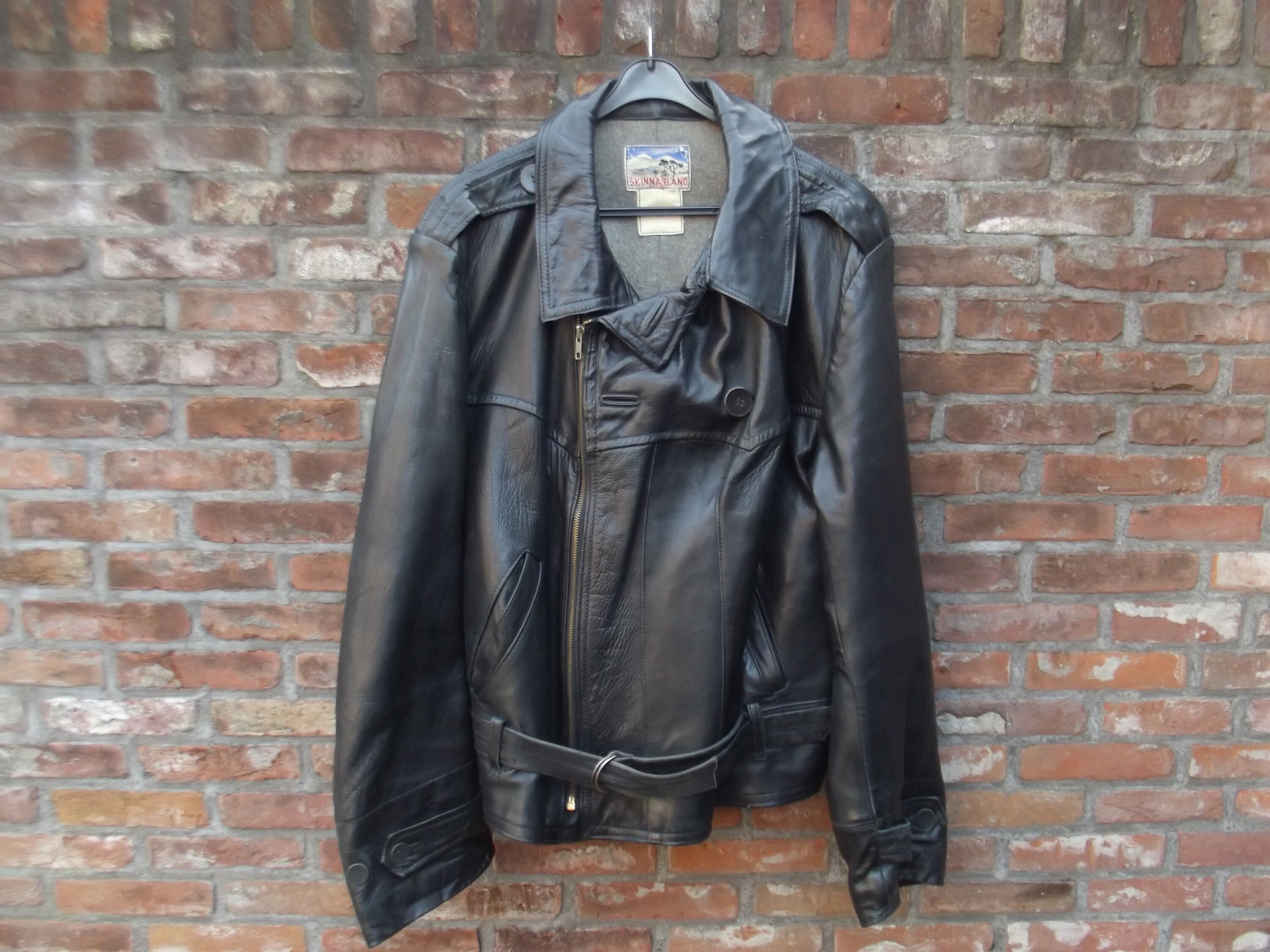 Black Leather Motorcycle Jacket, 1940s, Skinnarland,inreg