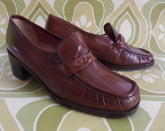 vintage ladies  shoes, new old stock, 1970s style, Sioux shoes , hand made, brown leather