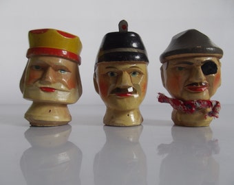 Antieke German wooden hand puppets heads, puppet theater, punch and judy, hand carved heads