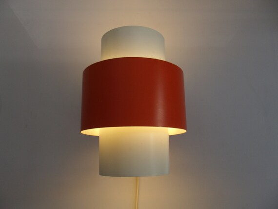 Anvia wandlamp, jaren 60 lamp, wand licht, Design J. Hoogervorst, oranje ,wit
