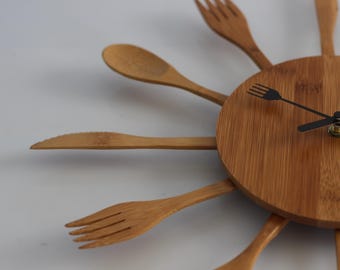 Petite Horloge De Table Style Futuriste - Déco brocante