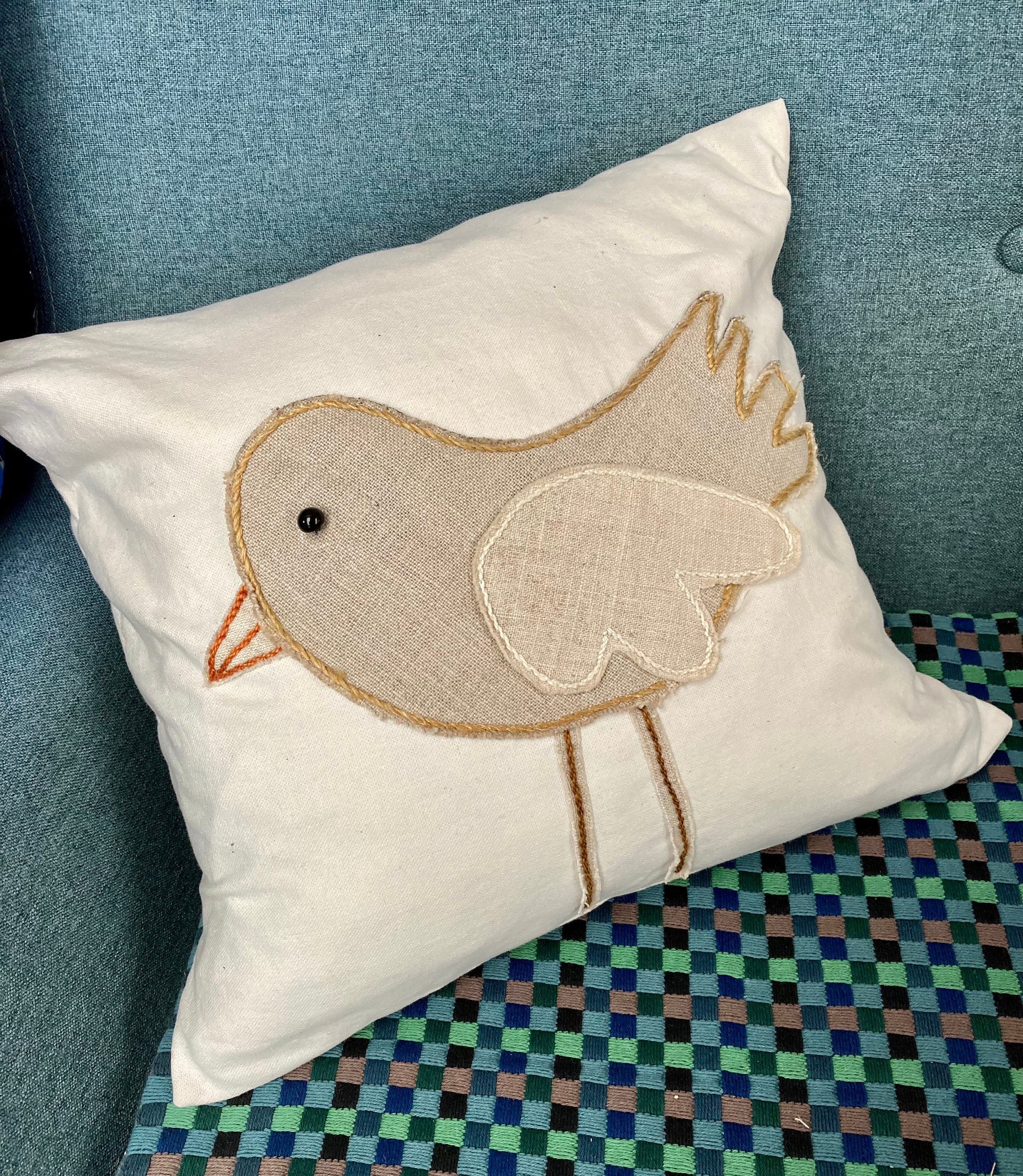 Coussin Oiseau Lin Coton Naturel Brodé Main Carré Cadeau St Valentin Anniversaire Printemps Déco Sal