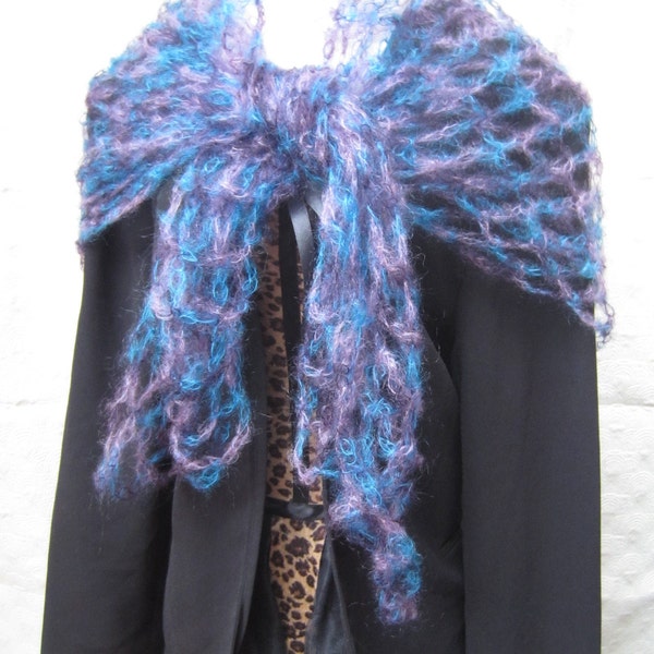 Echarpe fil mohair camaïeu bleu, violet , tour du cou carré fait main au crochet, chaud léger