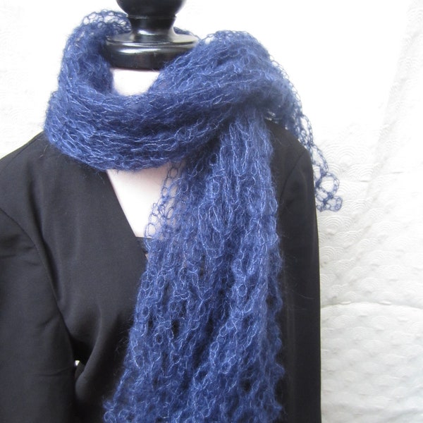 Tour du cou bleu au choix foncé marine, jean, pétrole, cobalt carré dentelle laine mohair soie fait main au crochet