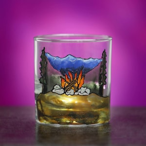 Campfire whisky glass, forest glasses, bourbon gifts, nature glasses, forest landscape, groomsmen gifts, camping glasses
