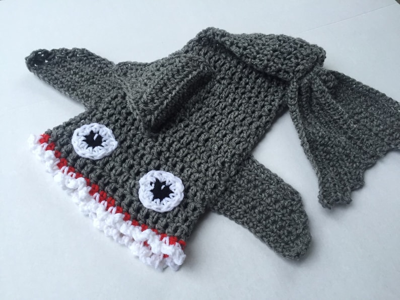 Crochet Shark Shark Blanket Newborn Outfit Cacoon Shark Photo Prop Crochet Newborn Outfit Crochet Shark Sac Newborn Photo Prop Set