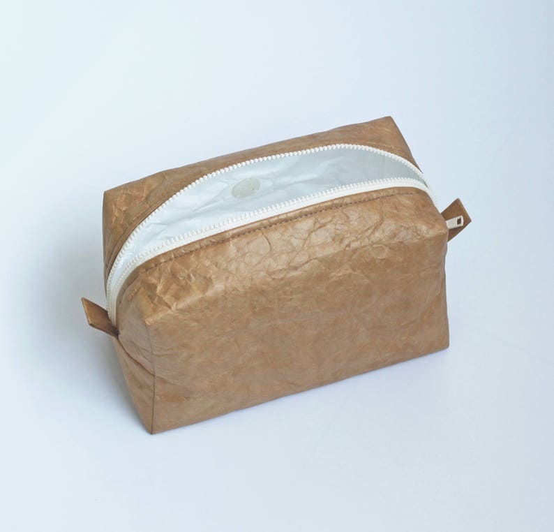 Minimalist Tyvek® Makeup Bag, Eco-friendly Vegan Unisex Makeup Bag/ Cosmetic Bag/ Makeup Organizer/ Toiletry Bag/ Toiletry Kit/ Travel Pouch image 4