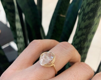 14K Goldfilled Quartz Ring, Wire wrapped ring, Holiday Gift for her, Quartz Ring, Crystal Ring, Gemstone Ring, Big Ring, Statement Ring