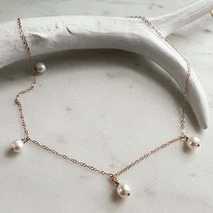 14K Gold filled Freshwater Pearl Choker • White Pearl Choker • Gold Layering Necklace • Gold Stacking Necklace • Gifts for wife, girlfriend