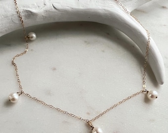 14K Gold filled Freshwater Pearl Choker • White Pearl Choker • Gold Layering Necklace • Gold Stacking Necklace • Gifts for wife, girlfriend