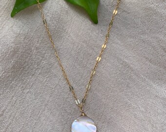 Goldfilled Mother of Pearl Necklace • Layering Necklace • Shell Necklace • Gift for her • Boho Bridal necklace