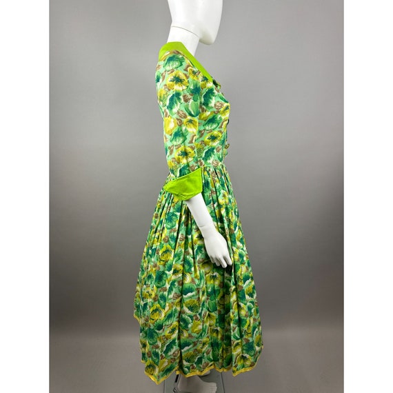 1950s Green Floral Shirt Waist Day Dress Fit Flar… - image 8