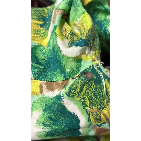1950s Green Floral Shirt Waist Day Dress Fit Flar… - image 10