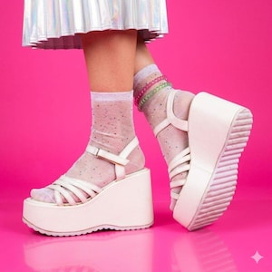 Vintage 90s Y2K White Strappy Chunky Platform Wedge Sandals Bratz Girl Size 5.5