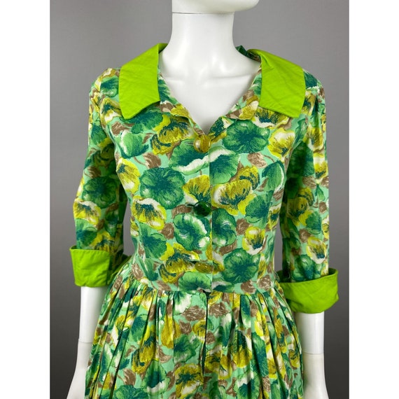 1950s Green Floral Shirt Waist Day Dress Fit Flar… - image 3