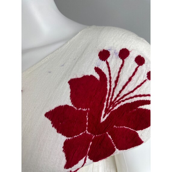 Vtg 70s White Cotton Gauzey Red Floral Embroidery… - image 4