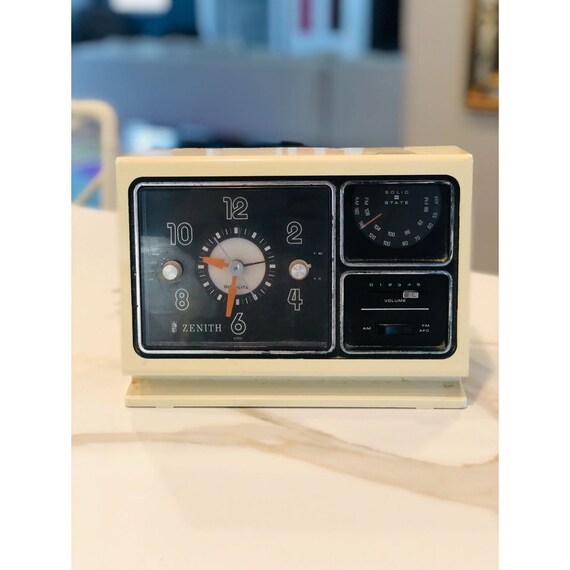 Vintage 1970's Zenith Clock/radio Etsy