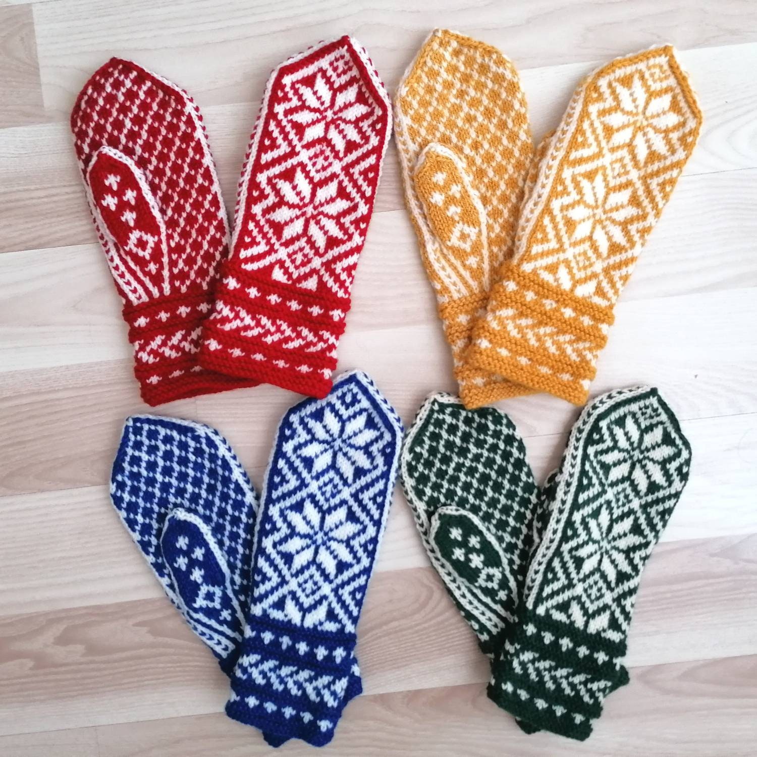 Norwegian gloves Nordic Hand Knitted Wool Mittens TAN AND