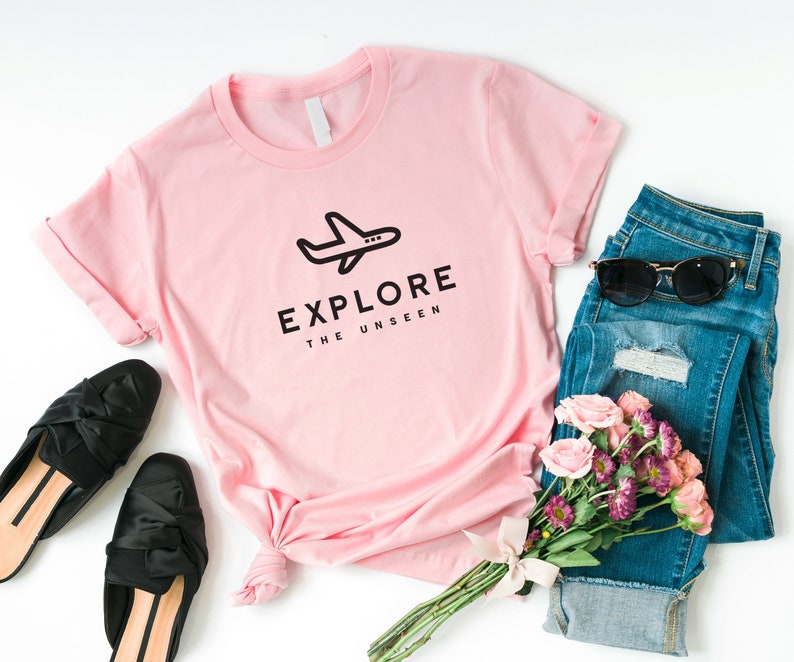 Travel gift for women Explore the unseen funny t-shirts men graphic tee for women shirt with quotes adventure printed t shirts ladies top Pink