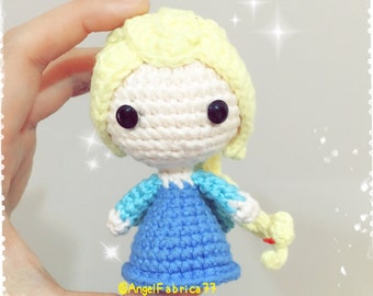 Frozen Queen Elsa, Frozen Disney Princess, Crochet yarn Amigurumi, Snowflake doll, Elsa and Anna, Free shipping United States,