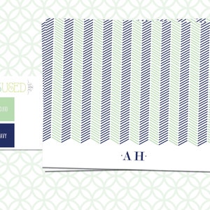 Papelaria personalizada plana ou dobrada para impressão: personalizada com seu monograma; o tamanho é 4,25 pol. X 5,5 pol.