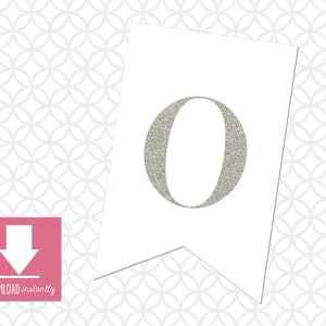Wydrukuj baner z proporczykiem „O”: natychmiastowe pobranie, biały i srebrny brokat, mieszaj i dopasowuj litery dla „ONE” i banerów