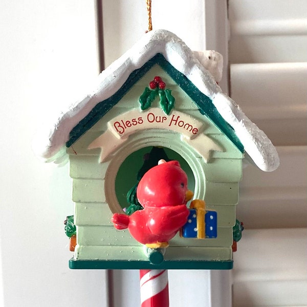 Vintage Christmas Charms Ornament ~ Lustre Frame Ltd ~ Hong Kong ~ Green Bird House with Red Birds ~ 1992 ~ In Box ~ Collectible