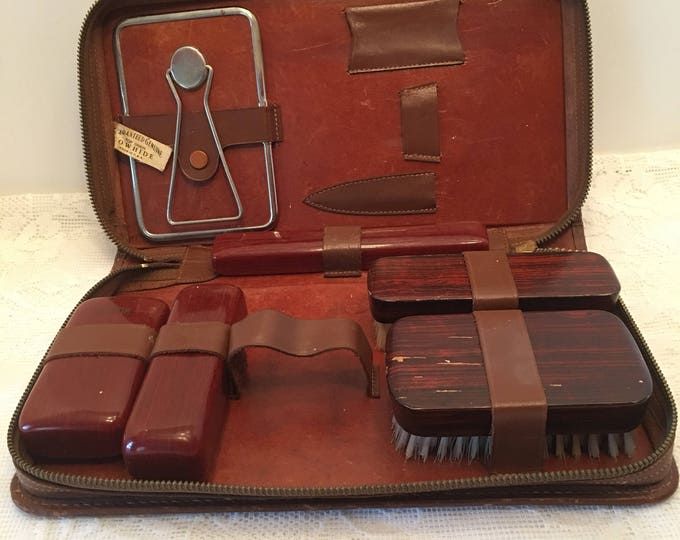 Mens Leather Travel Kit ~ Cowhide Leather ~ Travel Case ~ Made in USA ~ Mirror Brush ~ Vintage