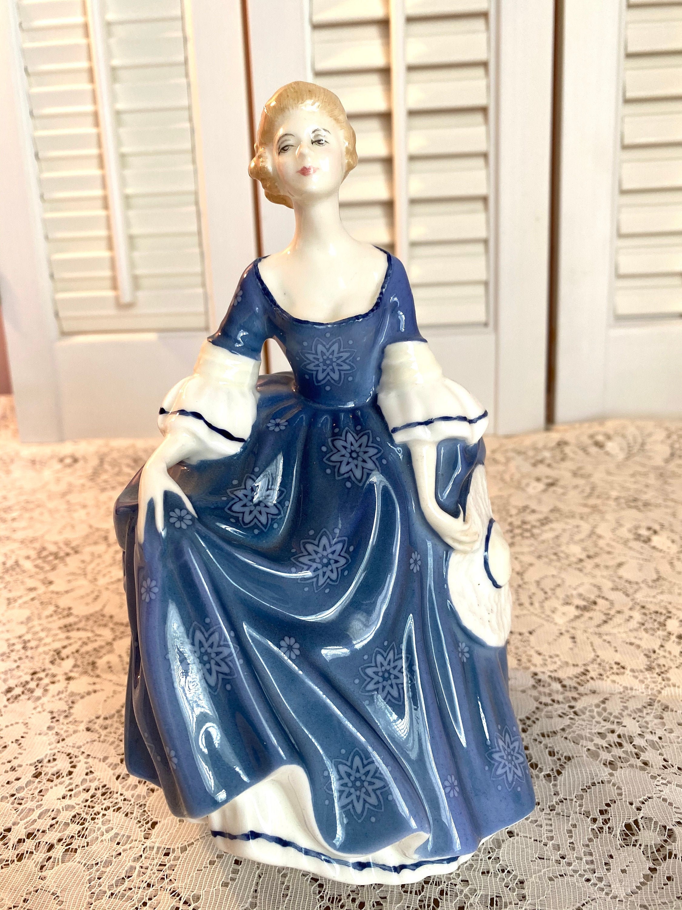 Vintage Royal Doulton Ladies Figurine ~ Hillary 1966 ~ Bone China ~ Highly  Collectible - Etsy