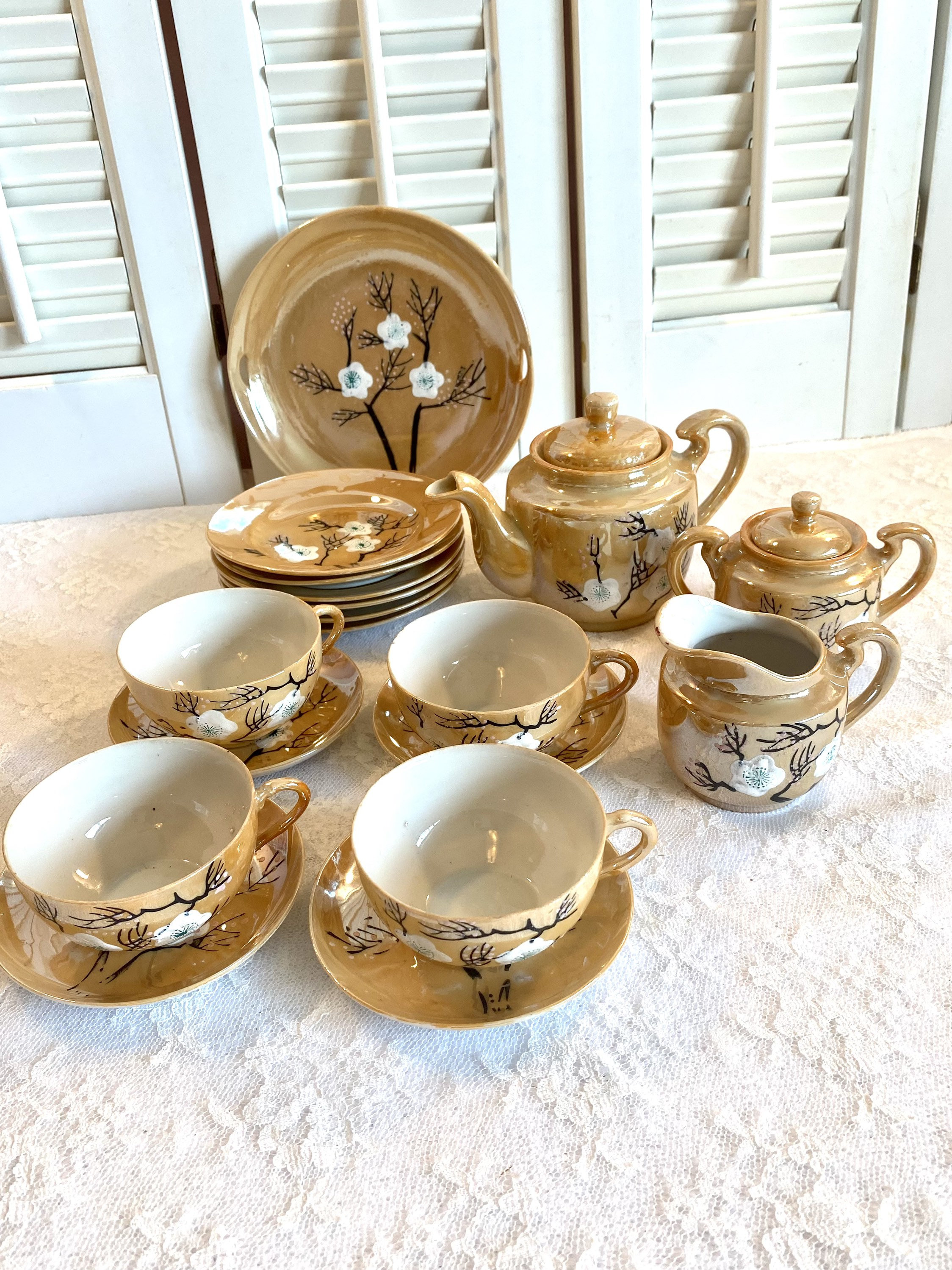 Vintage Lustreware Small Tea Set ~ 20 Pieces ~ Peach Black Vintage Lustreware Small Tea Set ~ 20 Pieces ~ Peach Black