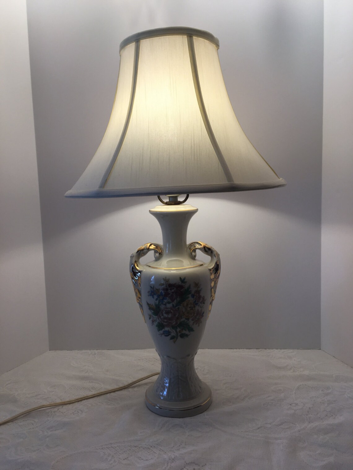 Vintage Urn Style Lamp Electric Table Lamp Gold Accents Etsy