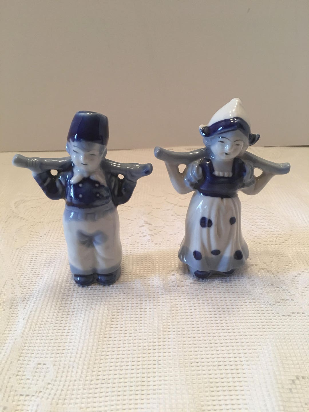 Boy and Girl Figurine ~ Blue and White ~ Made in Japan ~ Dutch Style ...