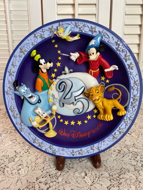 アンティーク　30年前　Walt Disney World プレート　2枚セット Vintage Walt Disney World Collectible Plate ~ 25 Walt Disney World