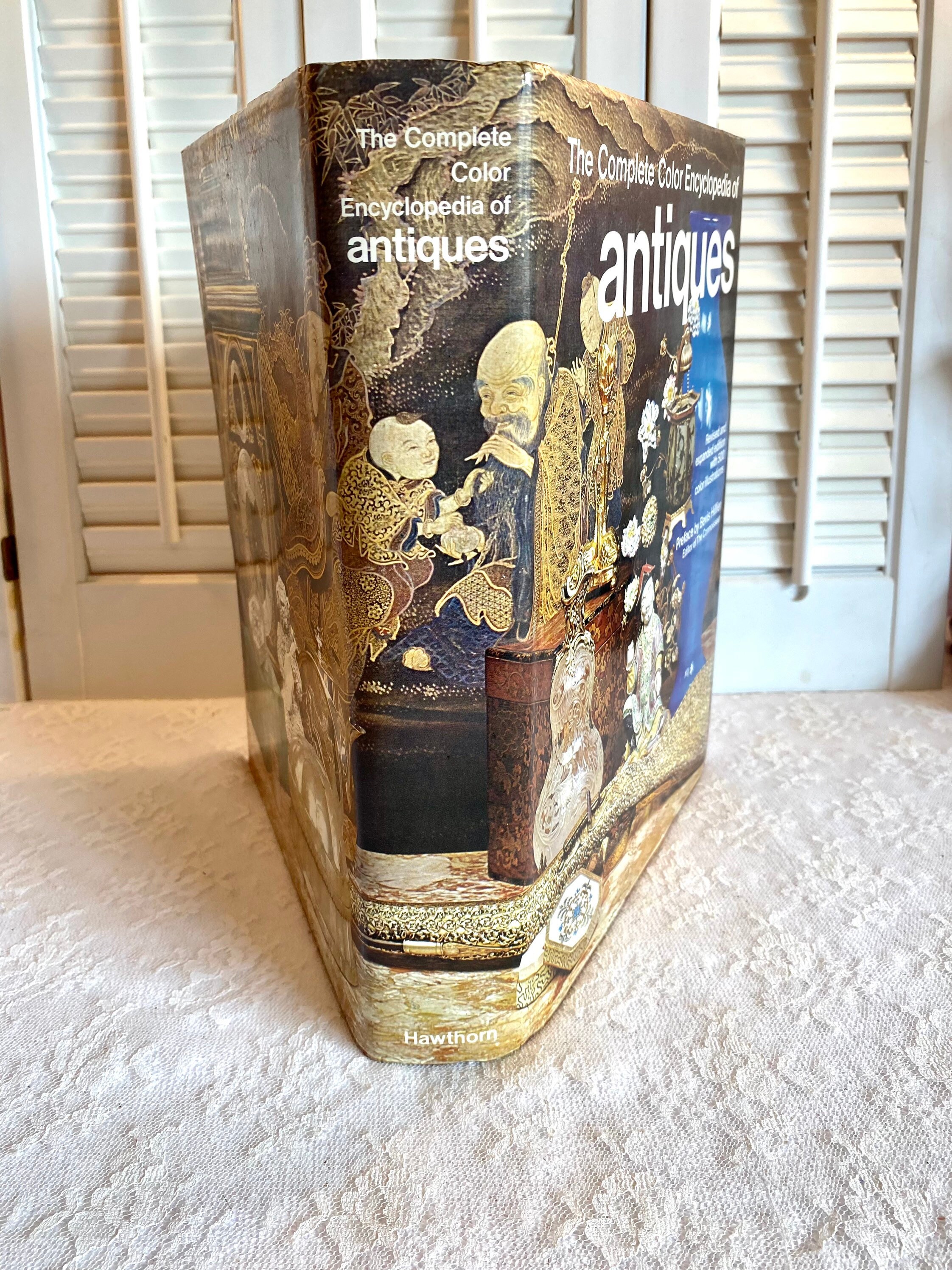 Vintage Book ~ the Complete Color Encyclopedia of Antiques