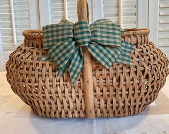 Vintage Shaker Style Basket with bow~ Flat Bottom ~ Wood Handle with small nails Wooden divider  2 sections ~8” high ~9” across end to end