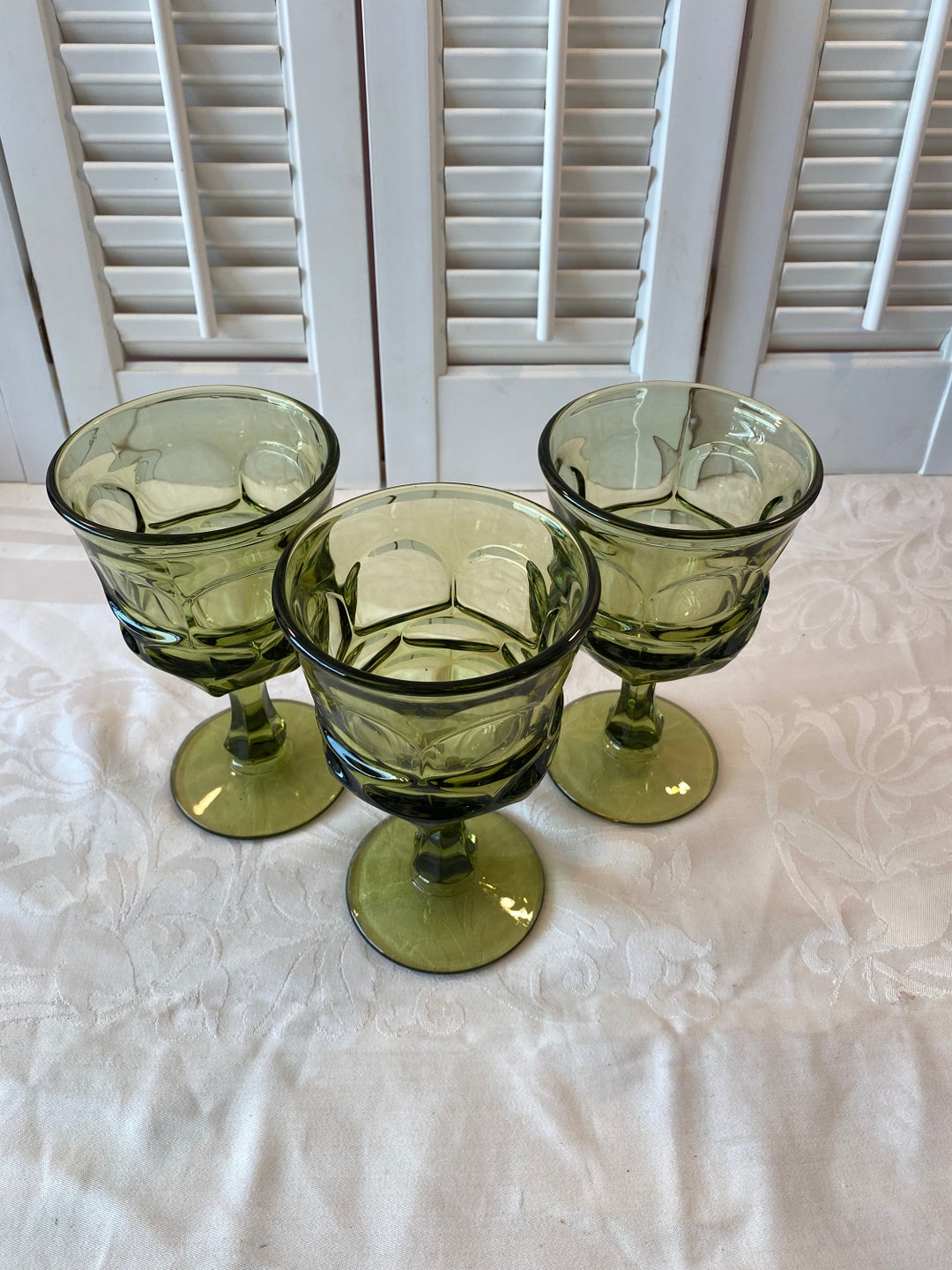 Vintage Green Drinking Glasses Circle Pattern Stem Glasses Set of Three