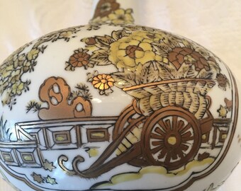 Gold Imari Vase ~ Set of Two ~ Japan ~ Hand Painted
