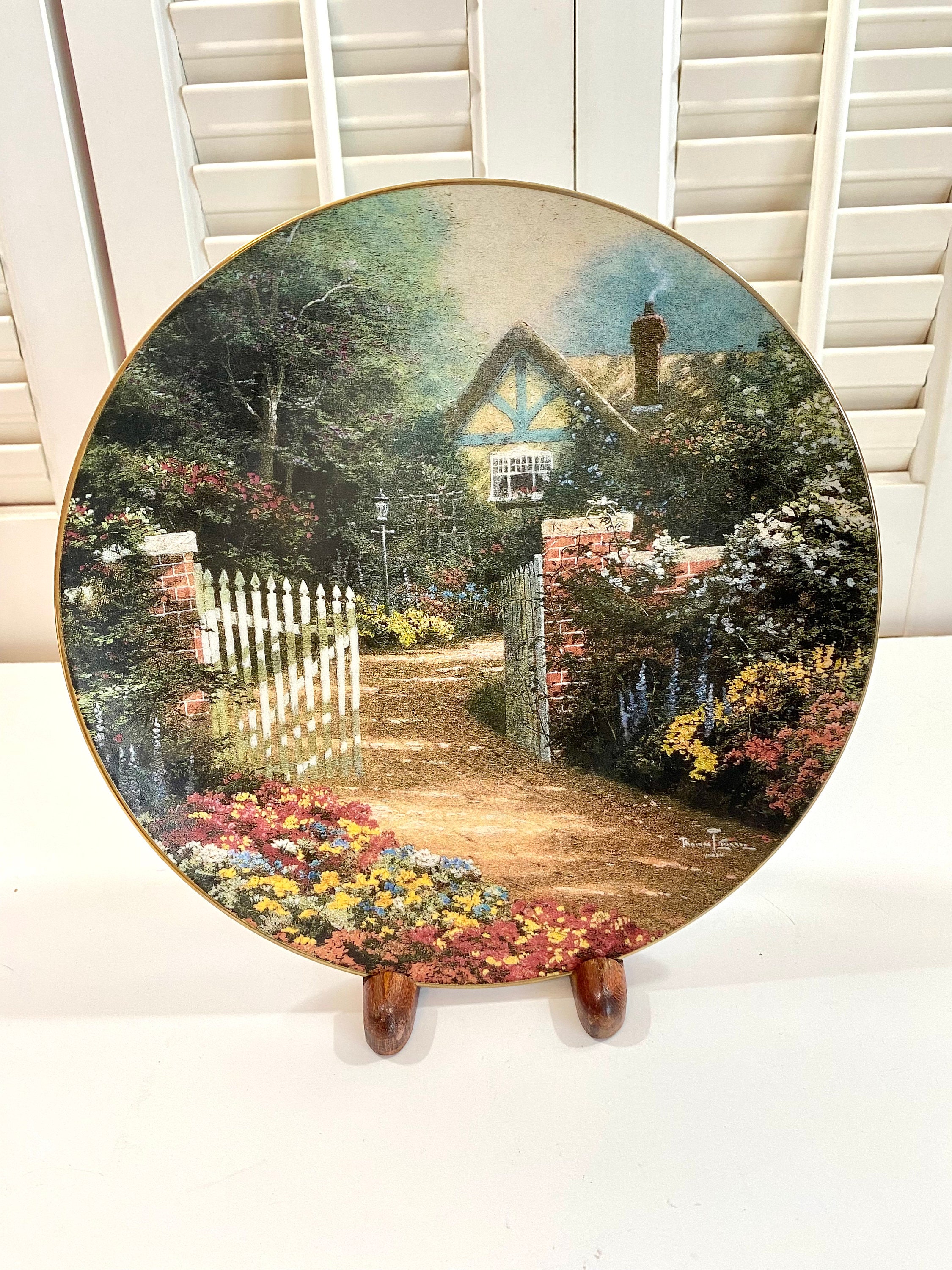 Thomas Kinkade Collectible Plate ~ Olde Garden Cottage 1992