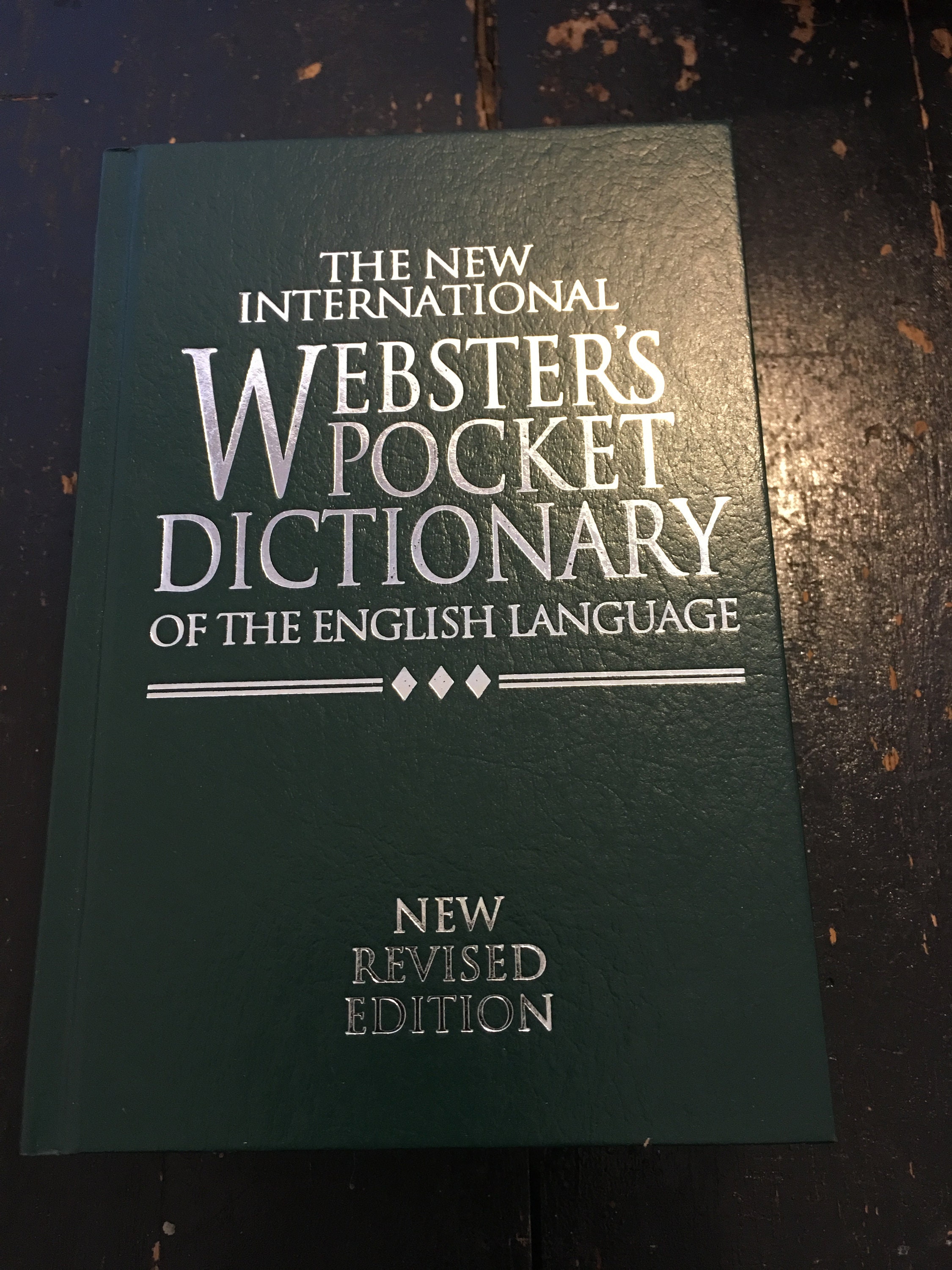 The New International Webster's Pocket Reference Library ~ 1997