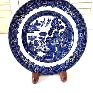 Vintage Johnson Bros Blue Willow Plates ~ Made in England ~ Set of 4 Blue and White Plates  6” across  *Light utensil marks*