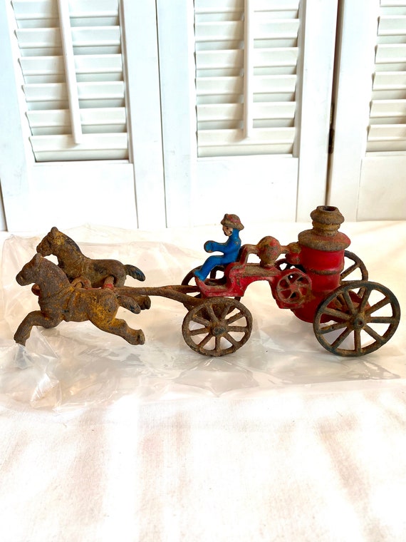 Antique Cast Iron Horse Drawn Fire Truck and Fireman Fire - Etsy