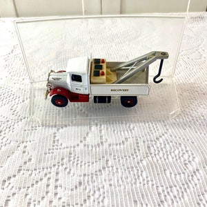 Vintage Corgi Fire Heroes Series Fire Dept Diecast Vehicle ~ Baltimore Fire Dept ~ Mac 5 Ton Truck ~ Recovery RV3 ~ In Display Box