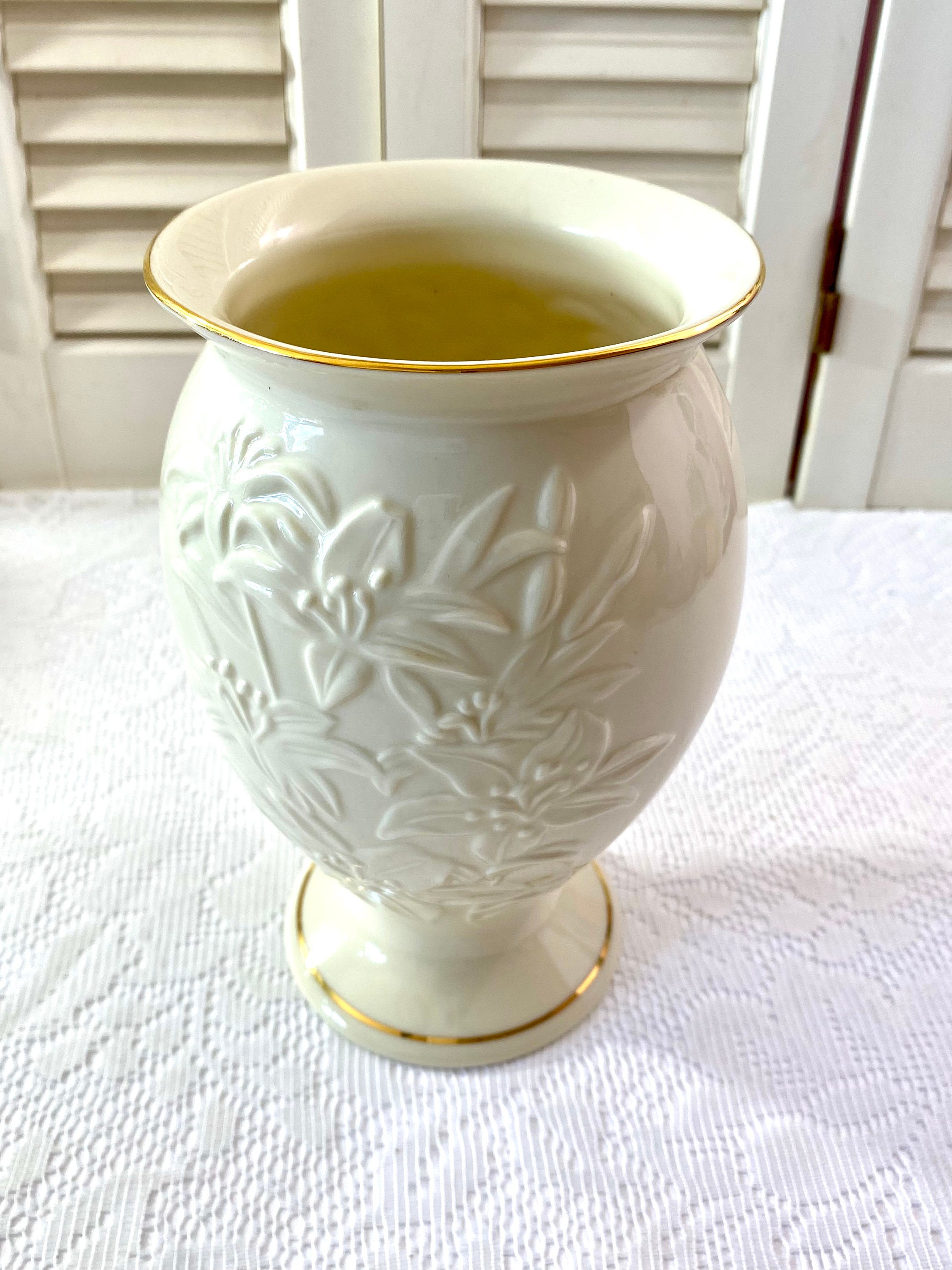 Vintage Lenox Tiger Lily Collection Vase ~ Embossed Tiger