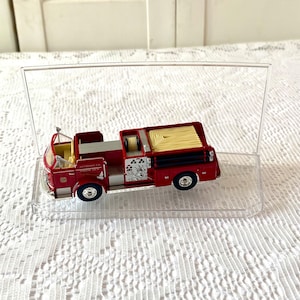 Vintage Corgi Fire Heroes Series Fire Dept Diecast Vehicle ~ Beth Page Fire Dept ~ ALF 900 Series MacK CF Pumper ~ In Display Case