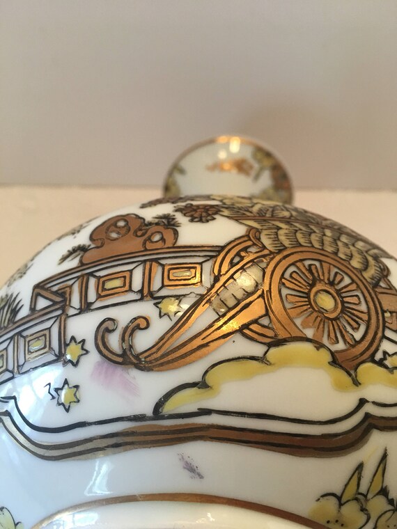 Gold Imari Vase ~ Set of Two ~ Japan ~ Hand Painted