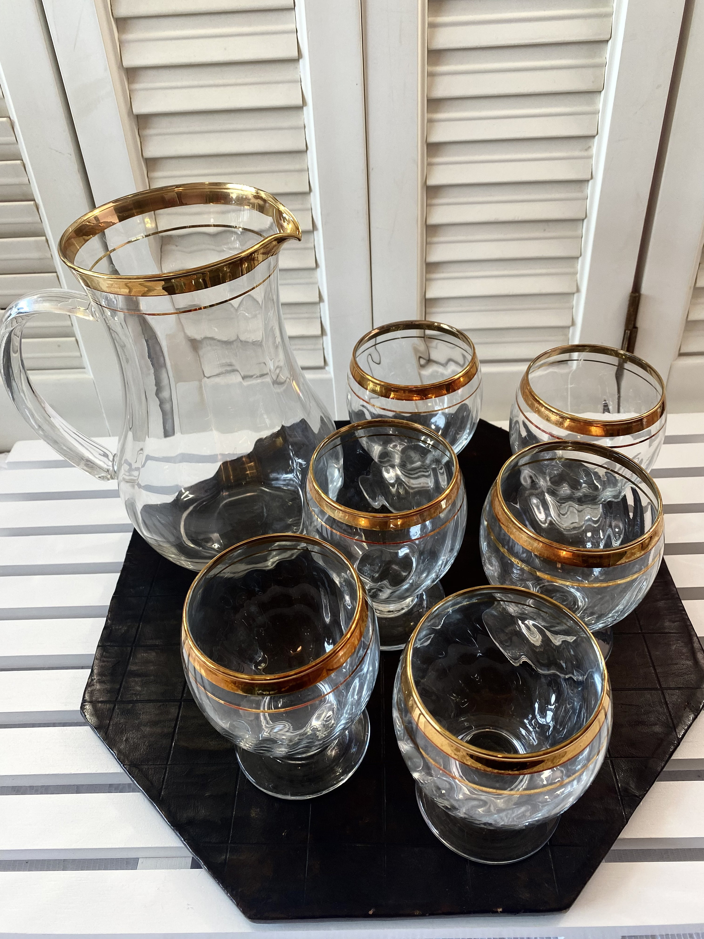 Vintage Pitcher Set ~ 6 Glasses and Pitcher ~ Clear Glass ~ Gold