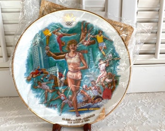 Olympiad Wedgwood Collectible Olympic Games Los Angeles Depicting 1984 Olympics USA Gift XXIII The Commemorative Vintage Plate