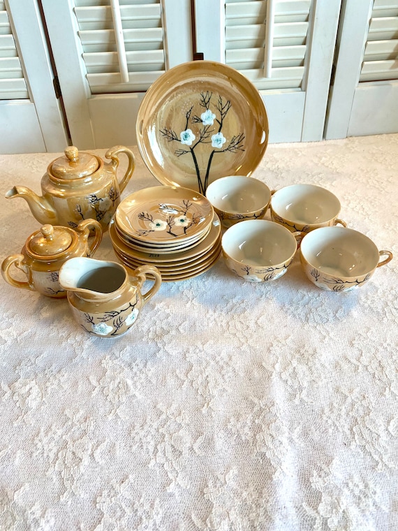 Vintage Lustreware Small Tea Set ~ 20 Pieces ~ Peach Black