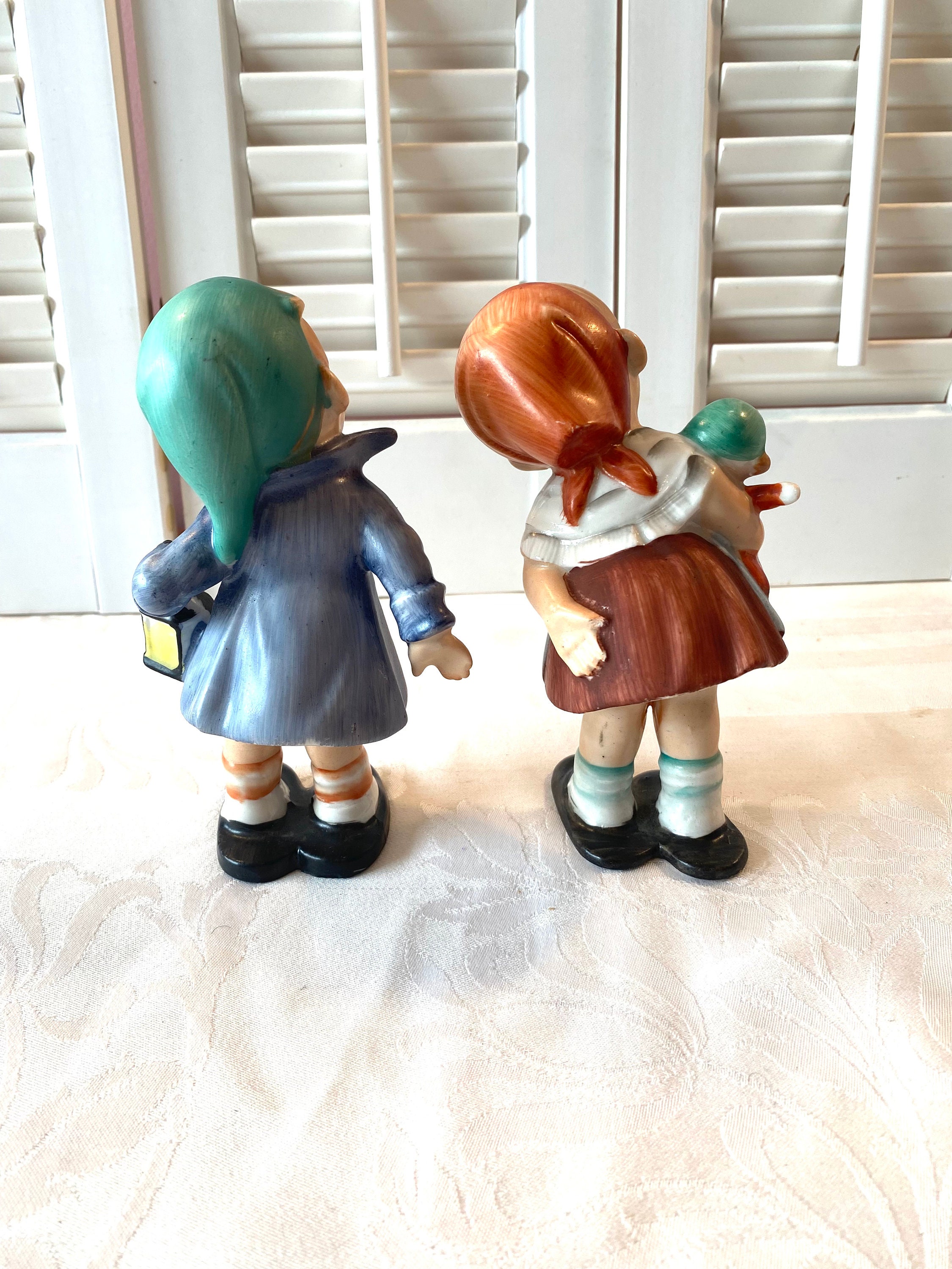 Vintage Lipper Mann Creations Japan Figurine ~ Boy and Girl