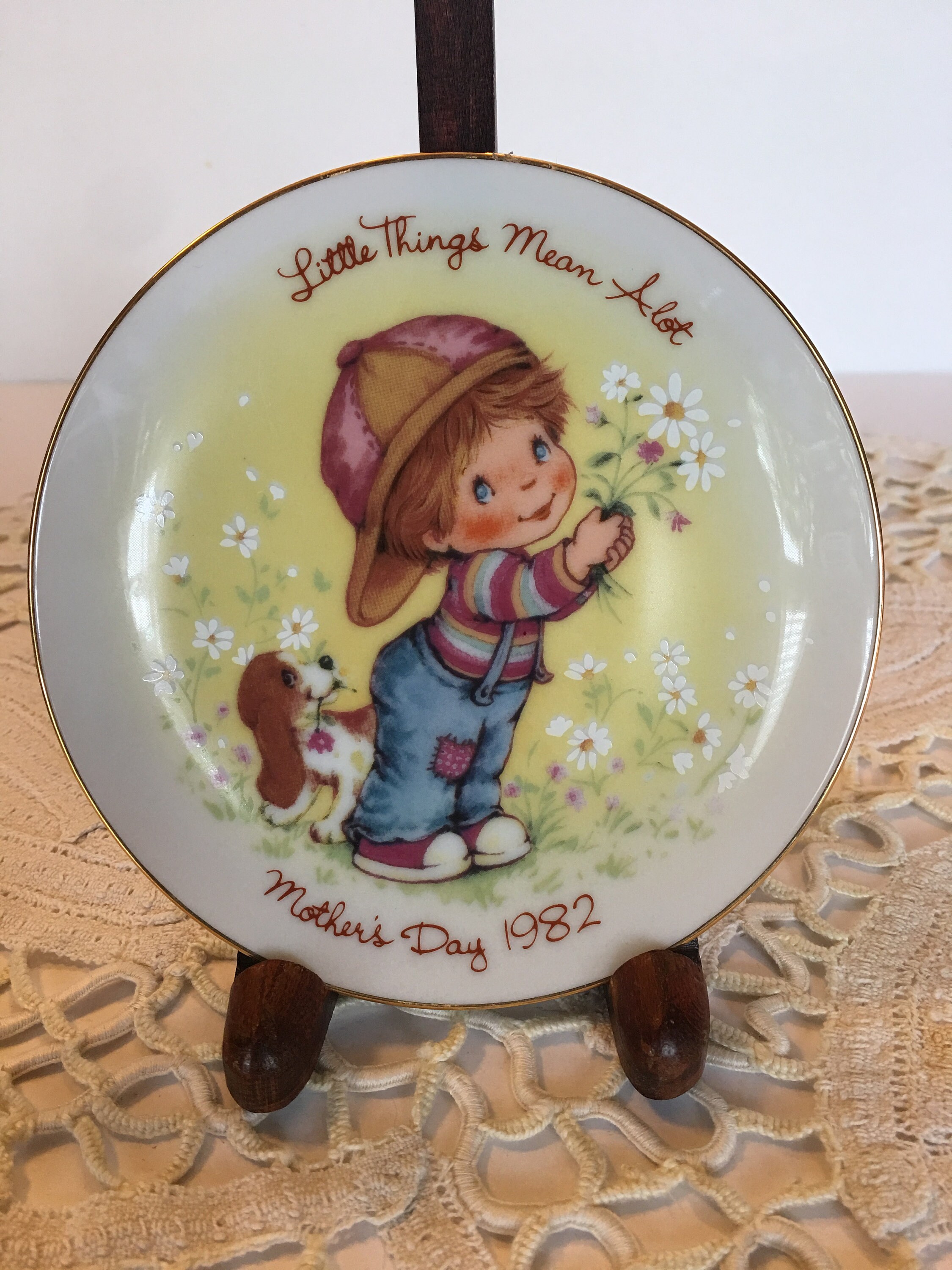 Avon Mother's Day Plate ~ 1982 ~ Little Things Mean A Lot ~japan